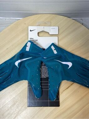 Nike Women's Vapor Jet 8.0 Football Gloves Teal Size Small NWT!
